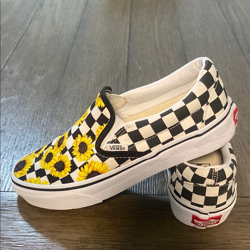 Vans Customs Black and White with Yellow Sunflower Checkerboard Sneakers (78) - Picture 6 of 13